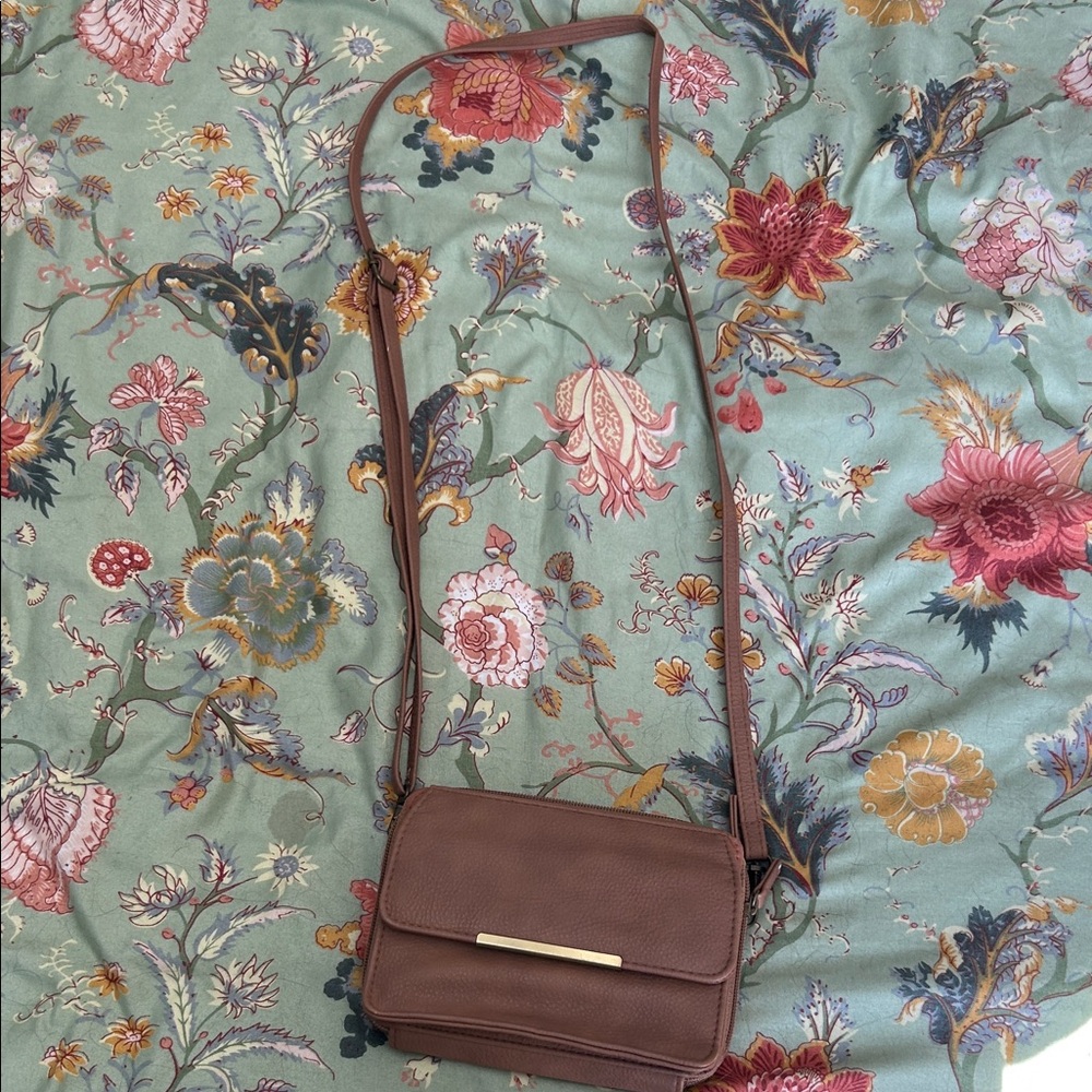 Chic Brown Crossbody Bag